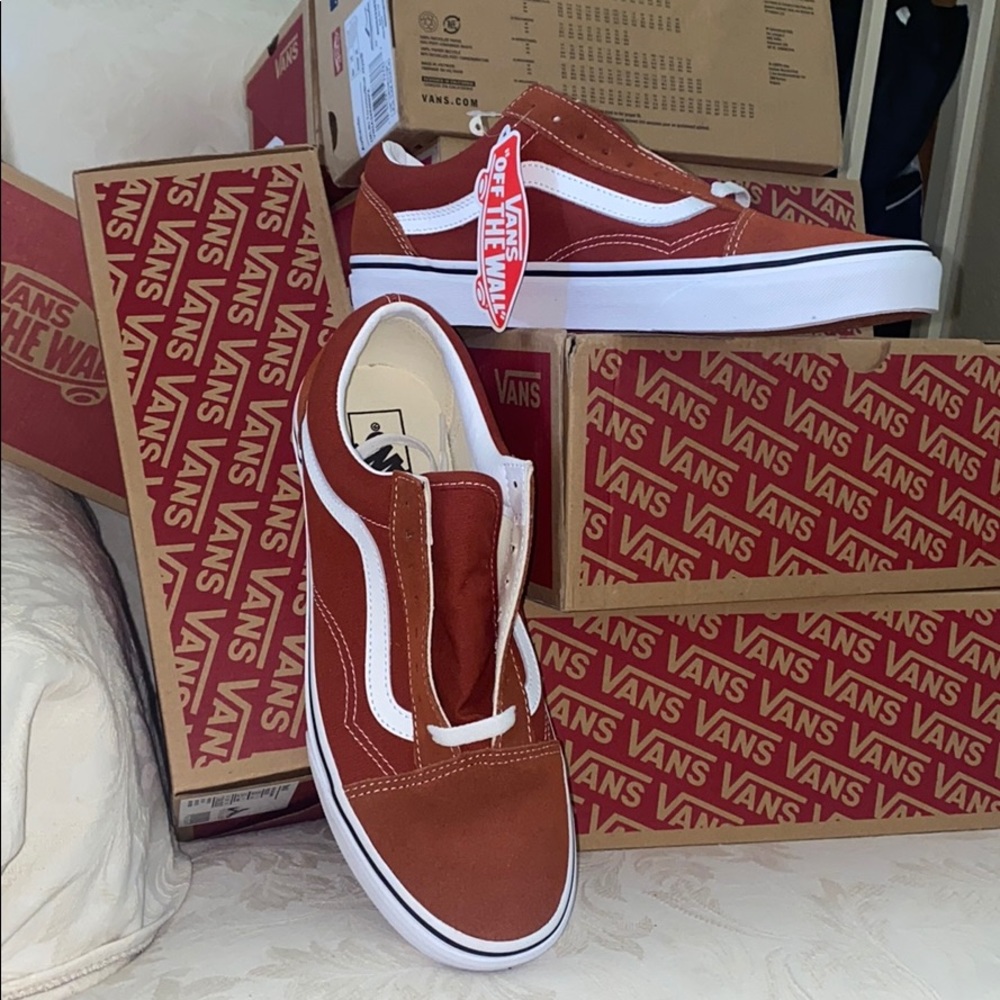 Vans Old Skool skateboarding shoes